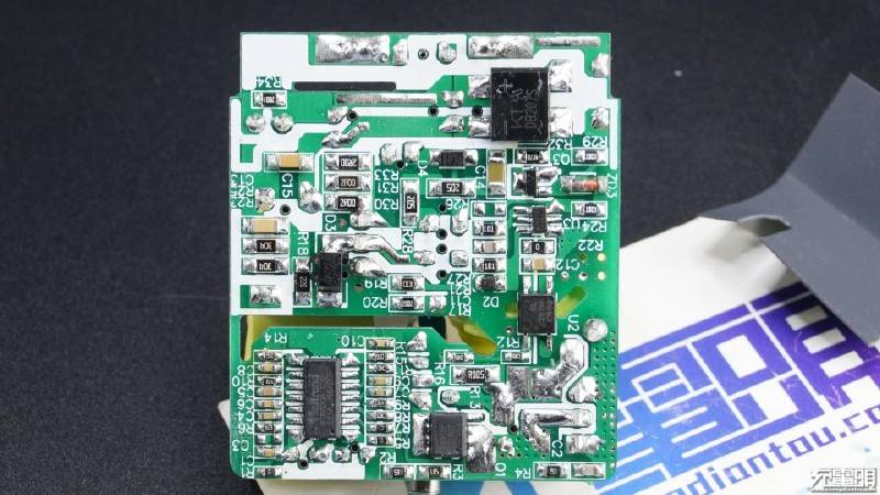 绿联usb type c pd快充评测拆解