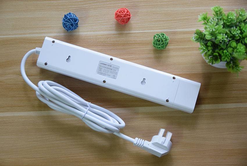 绿联排插，绿联4位总控排插