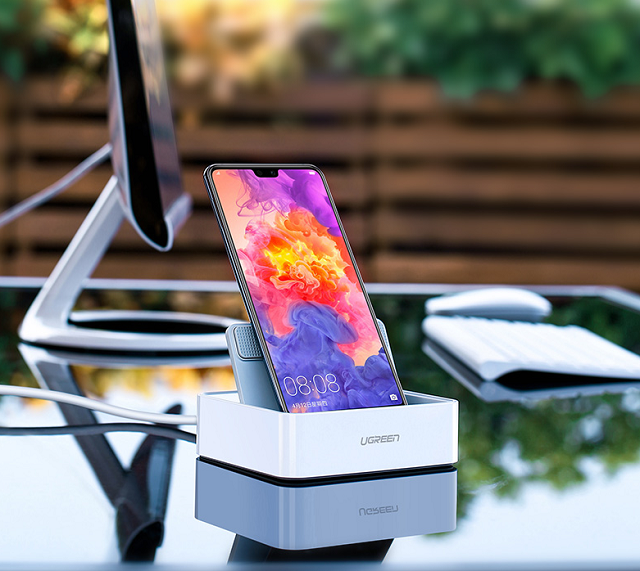 绿联type-c智能扩展底座，助type-c手机实现移动办公功能