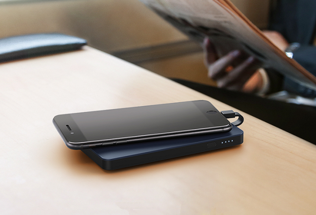 绿联移动电源蜂巢系列和鹅卵石系列的区别