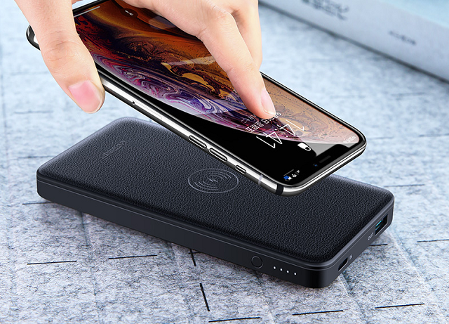 绿联10000mah无线充电宝