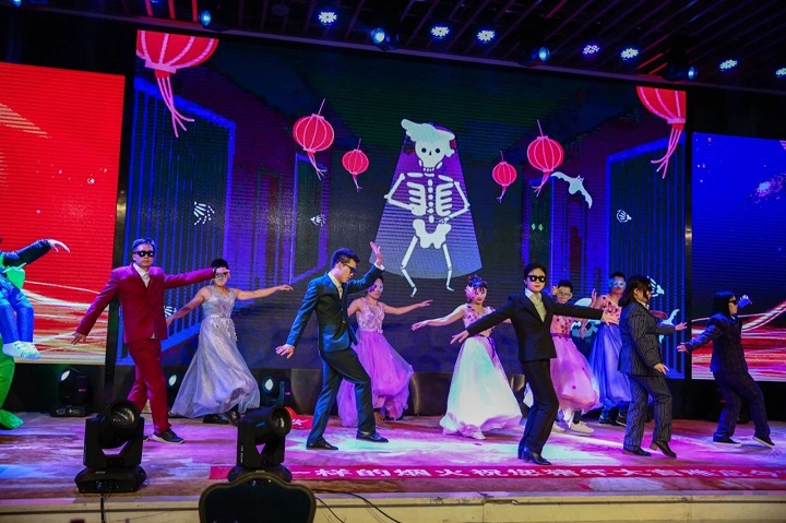 会玩!2019绿联年会盛典好嗨哟! 会玩!2019绿联年会盛典好嗨哟!