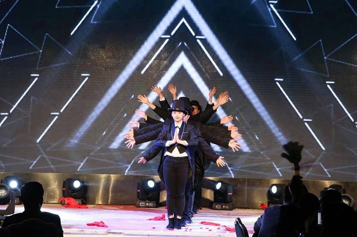 会玩!2019绿联年会盛典好嗨哟! 会玩!2019绿联年会盛典好嗨哟!