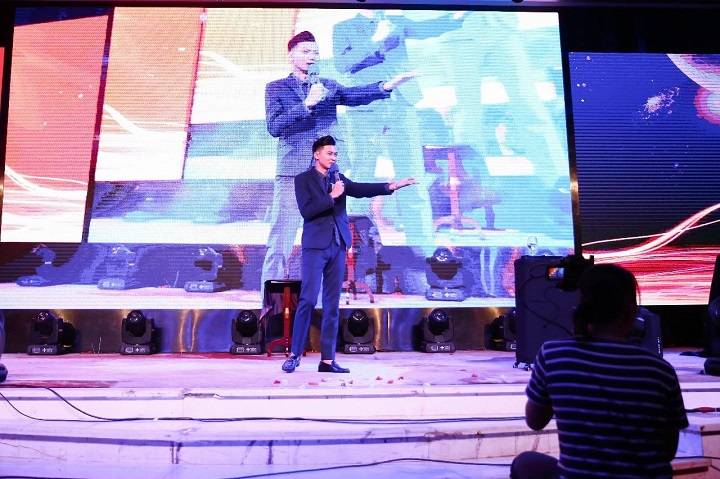 会玩!2019绿联年会盛典好嗨哟! 会玩!2019绿联年会盛典好嗨哟!