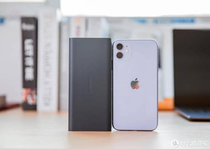 绿联20000mah scp双向快充充电宝拆解,真材实料! 绿联20000mah scp双向快充充电宝拆解,真材实料!