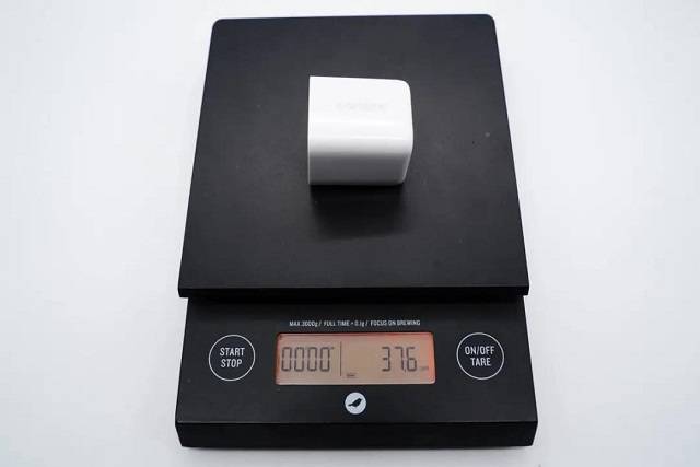 绿联小金刚pd20w充电头拆解评测(上) 绿联小金刚pd20w充电头拆解评测(上)