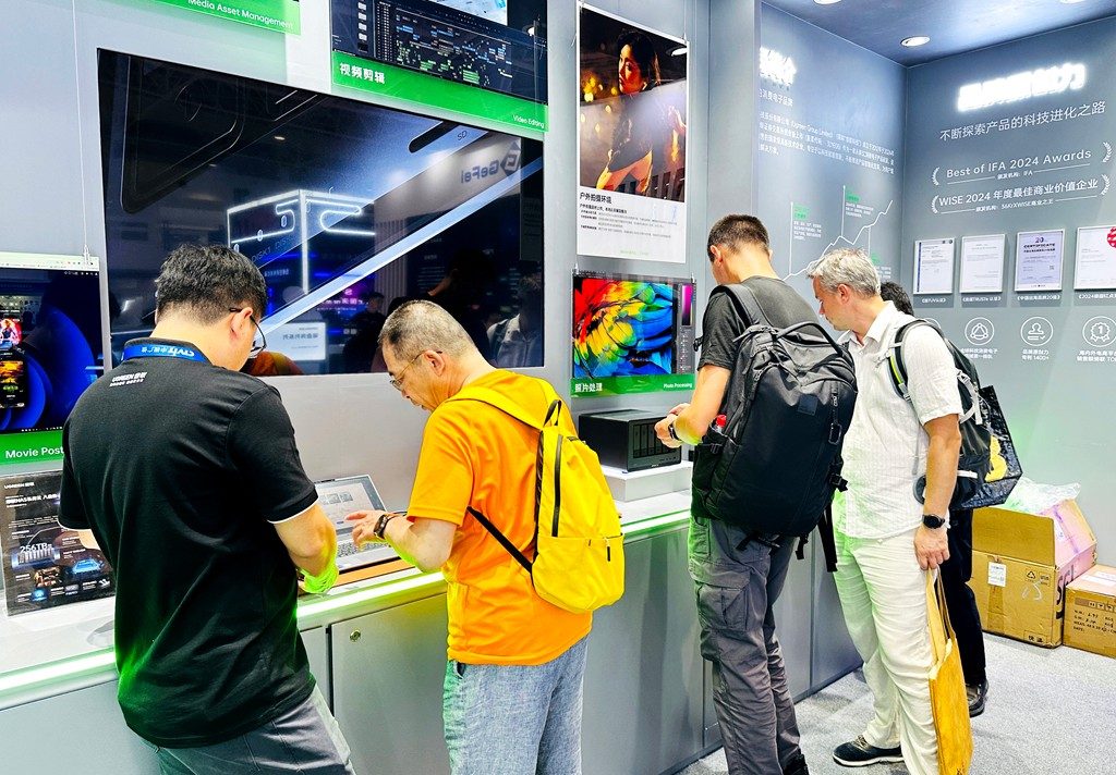 绿联亮相birtv2025，nas私有云助力影视制作智能化升级