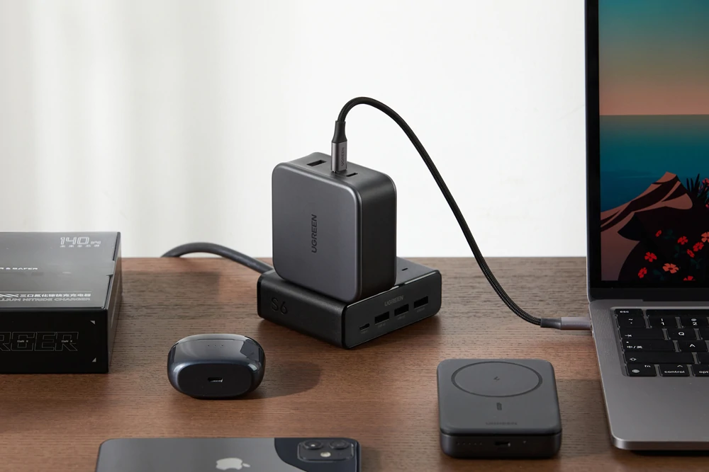 绿联荣膺 “2025 中国制造・消费者信赖品牌”