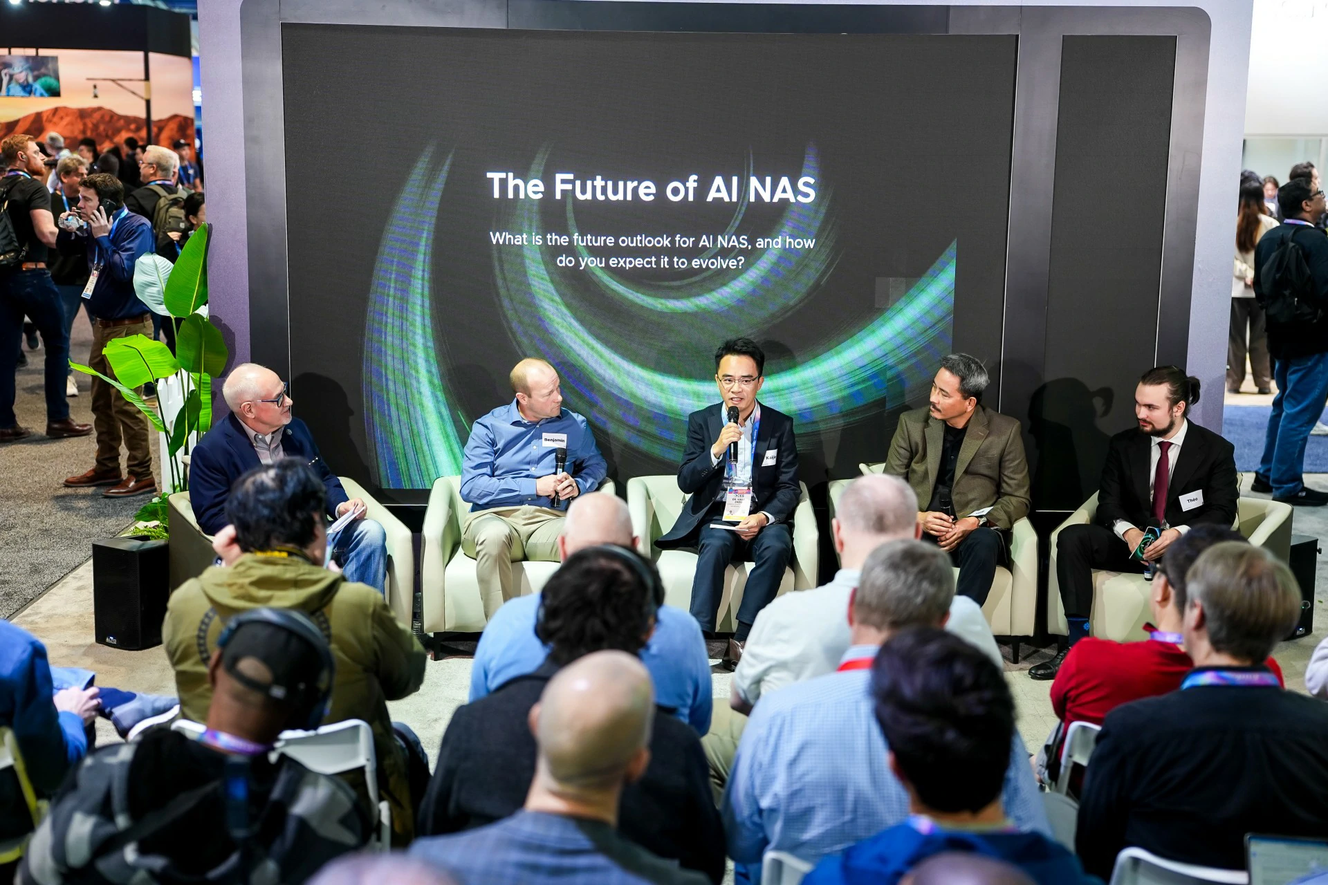 绿联亮相ces 2026，展示智慧生活新布局！