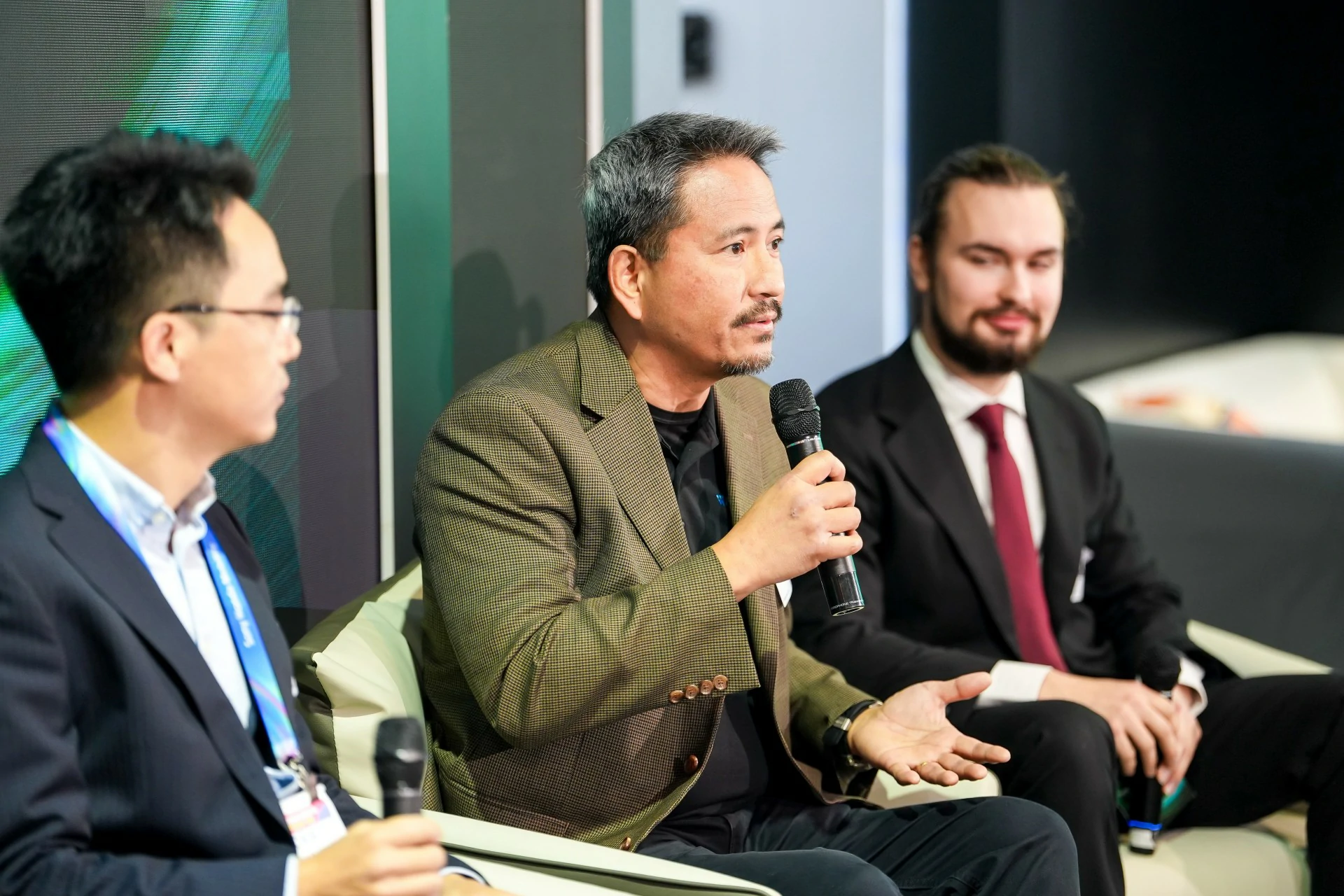 绿联亮相ces 2026，展示智慧生活新布局！