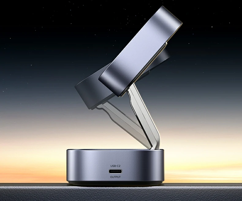 床头娱乐支架 - 折叠角度稳固支撑,追剧更舒适 床头夜间使用场景:折叠角度支撑手机看视频